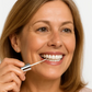 🦷 ACQUISTA 1 E NE OTTIENI 1 GRATIS! ✨ Vernice sbiancante istantanea per denti da 5 ml – Effetto rapido, sicura per lo smalto e facile da applicare 💎
