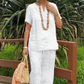 Completo casual da donna composto da top e pantaloni, due pezzi.